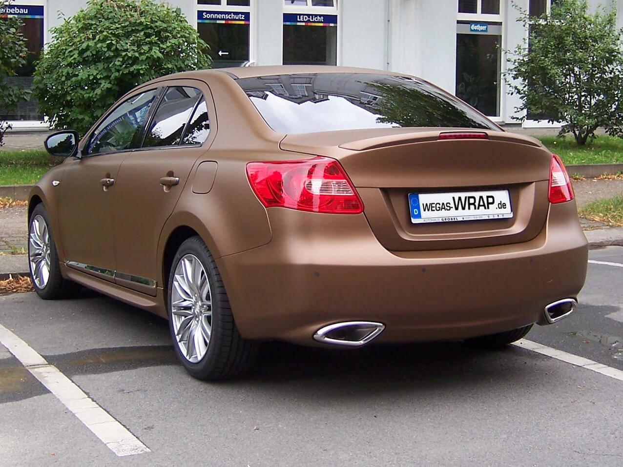 431-Autofolie-Metallic-Braun-Matt-Folierung-Hinten