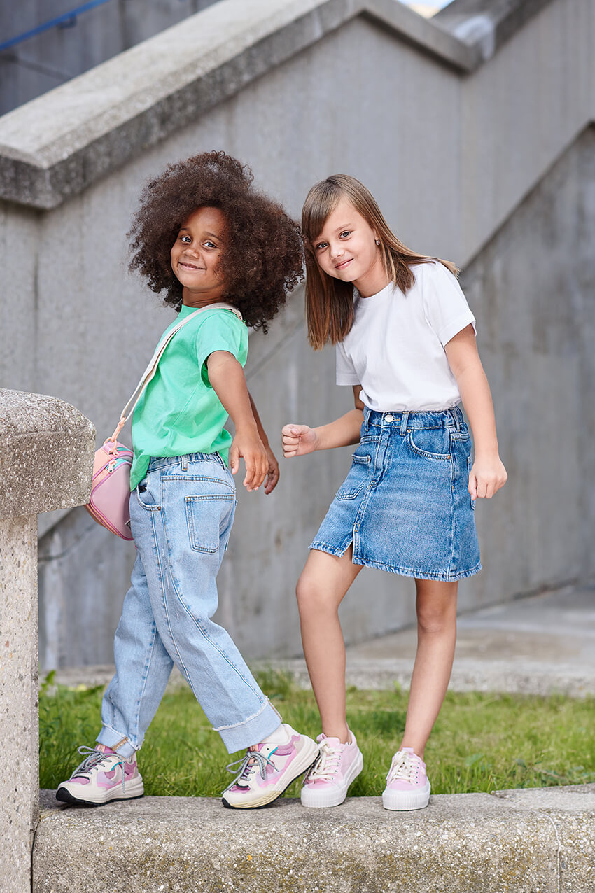 schönes Kinder Shirt Basic Rundhals
