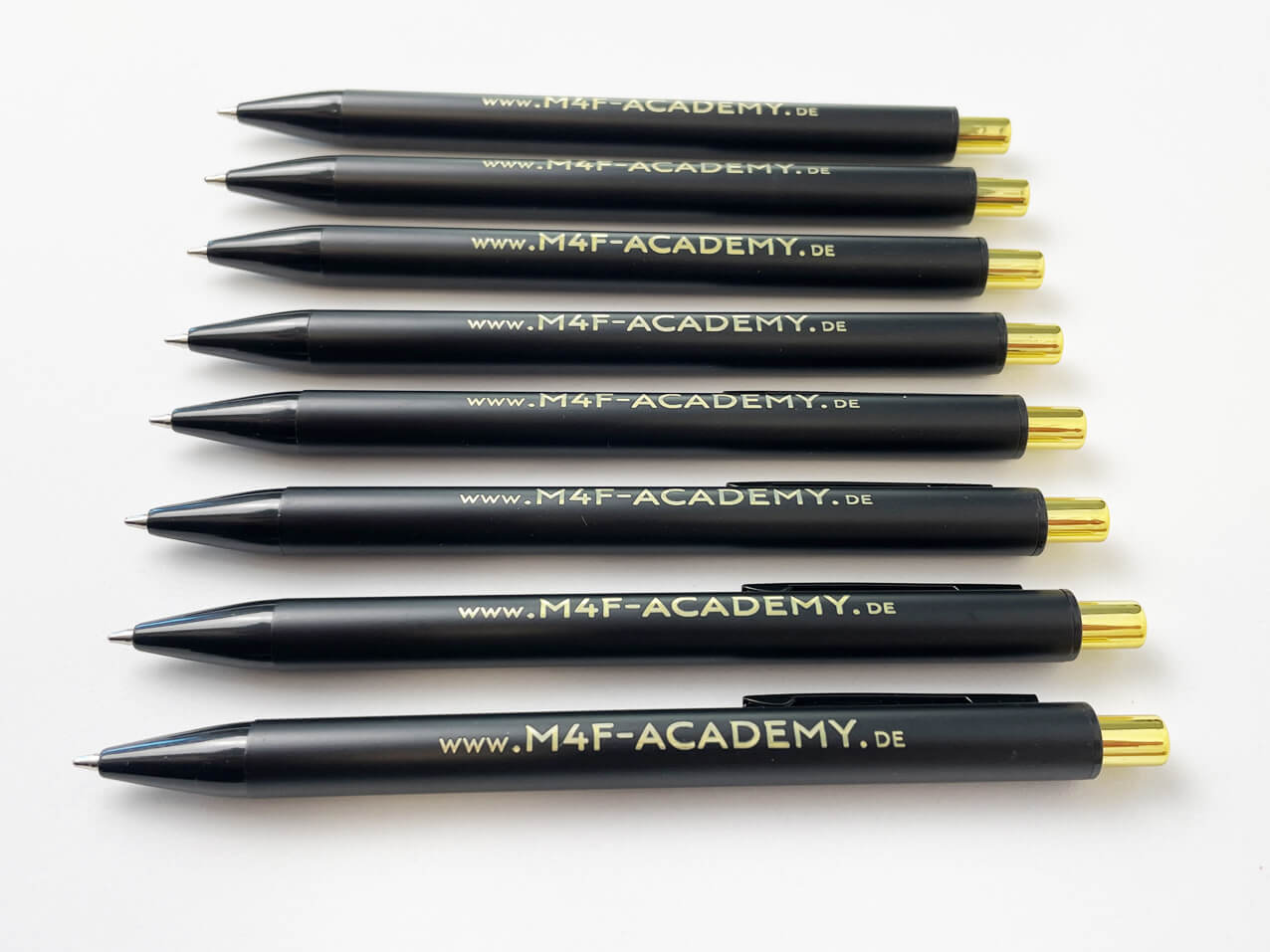 Kugelschreiber Soft Gold Lasergravur Kugelschreiber-schwarz-gold-medical4fitness-Hamburg-Pinneberg