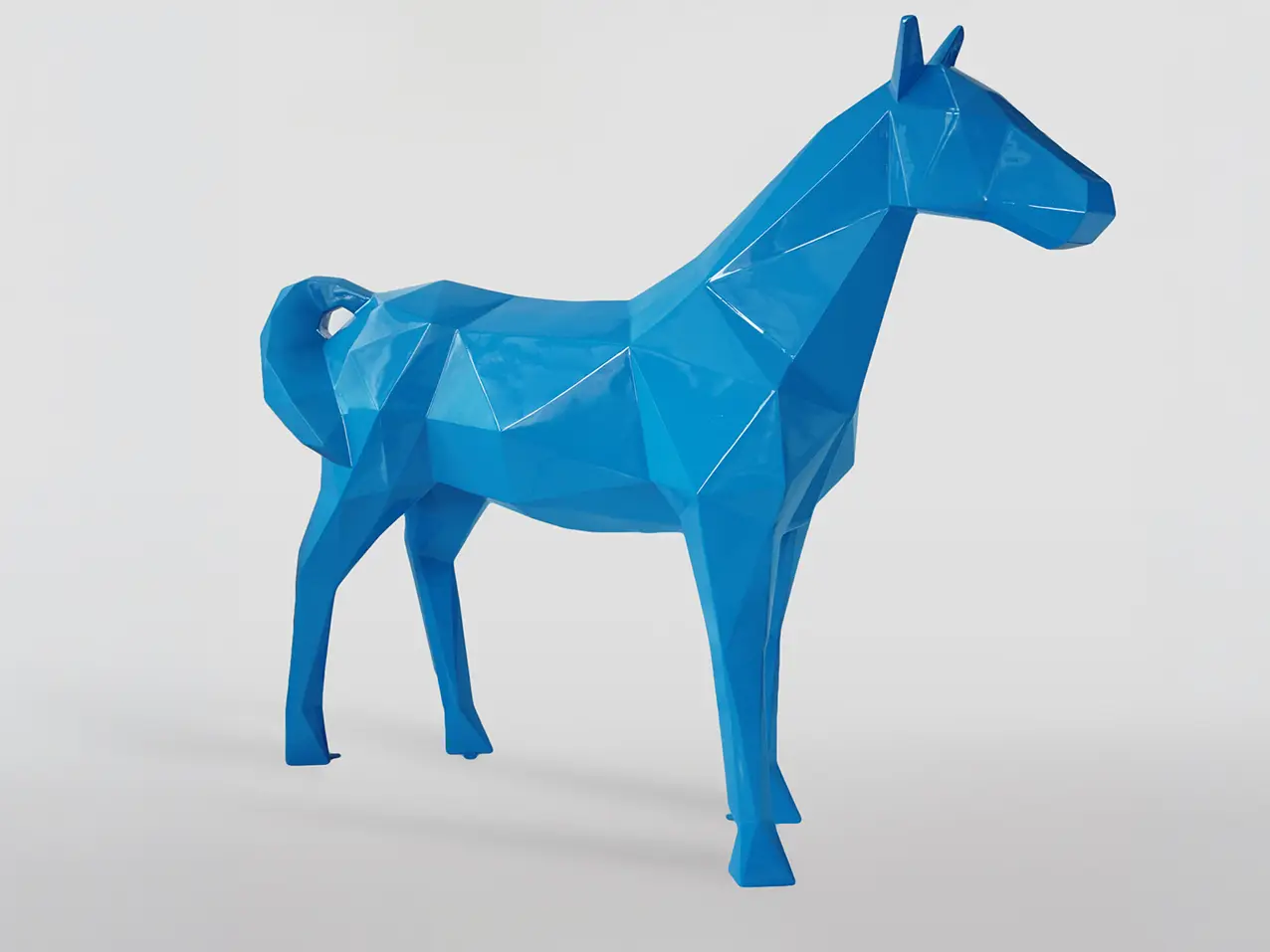 3-D-XXL-Pferdefigur-grosses-Pferd-190cm-hoch-geometrisch-blau