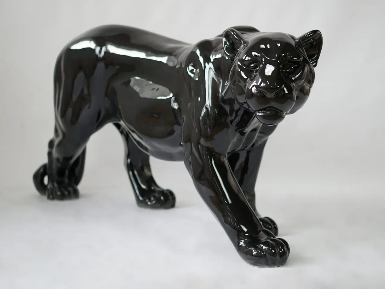 3D-lebensgrosse-Dekoration-Tierfigur-Panther-schwarz-160cm