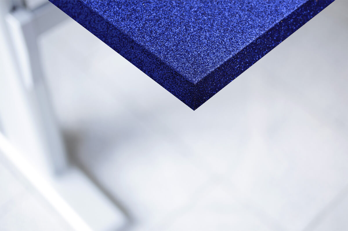 R11-Moebelfolie-Dekorfolie-Glitzer-disco-mitternachtsblau-Tisch