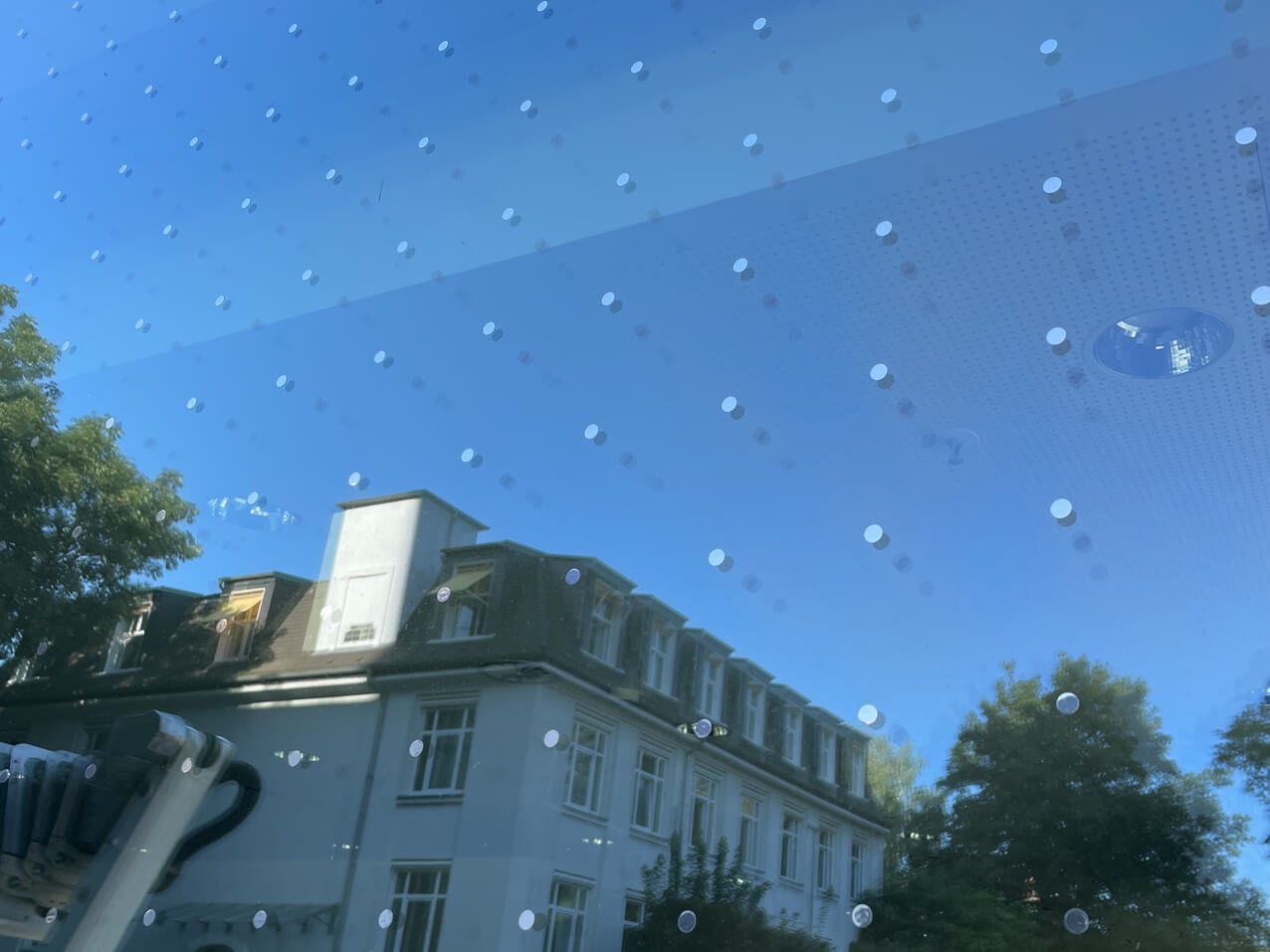 Vogelschutzfolie Seen Punkte 203-Vogelschutzfolie-Punkteraster-Seen