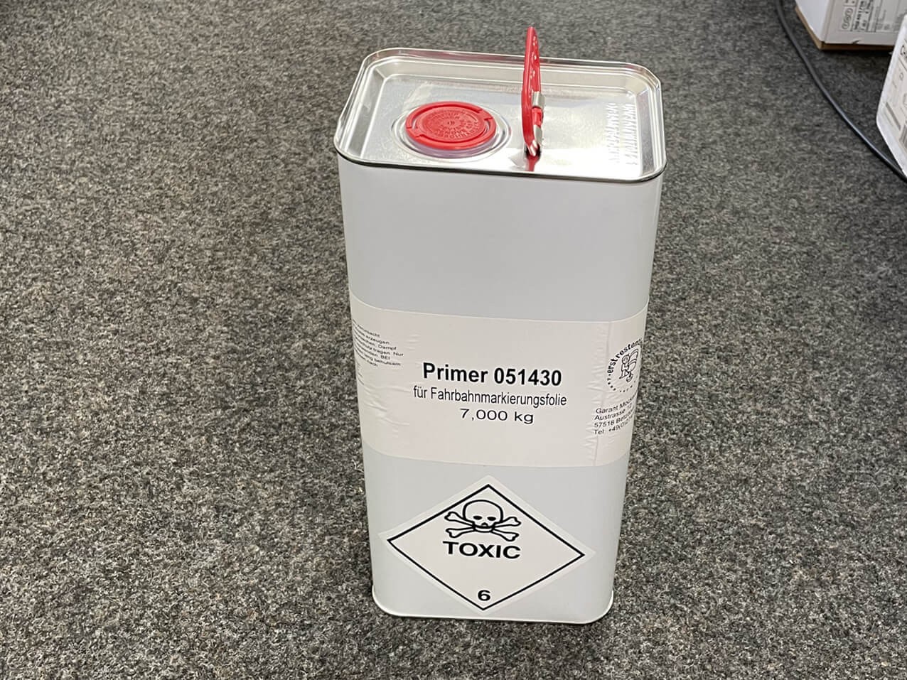 Primer für Fahrbahnmarkierungsband Außen Primer für Fahrbahnmarkierungsband Außen