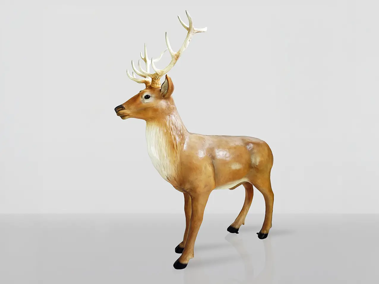 3D-XXL-lebensgrosse-Tierfigur-Waldtier-Hirsch-natuerlich-185x220x90cm