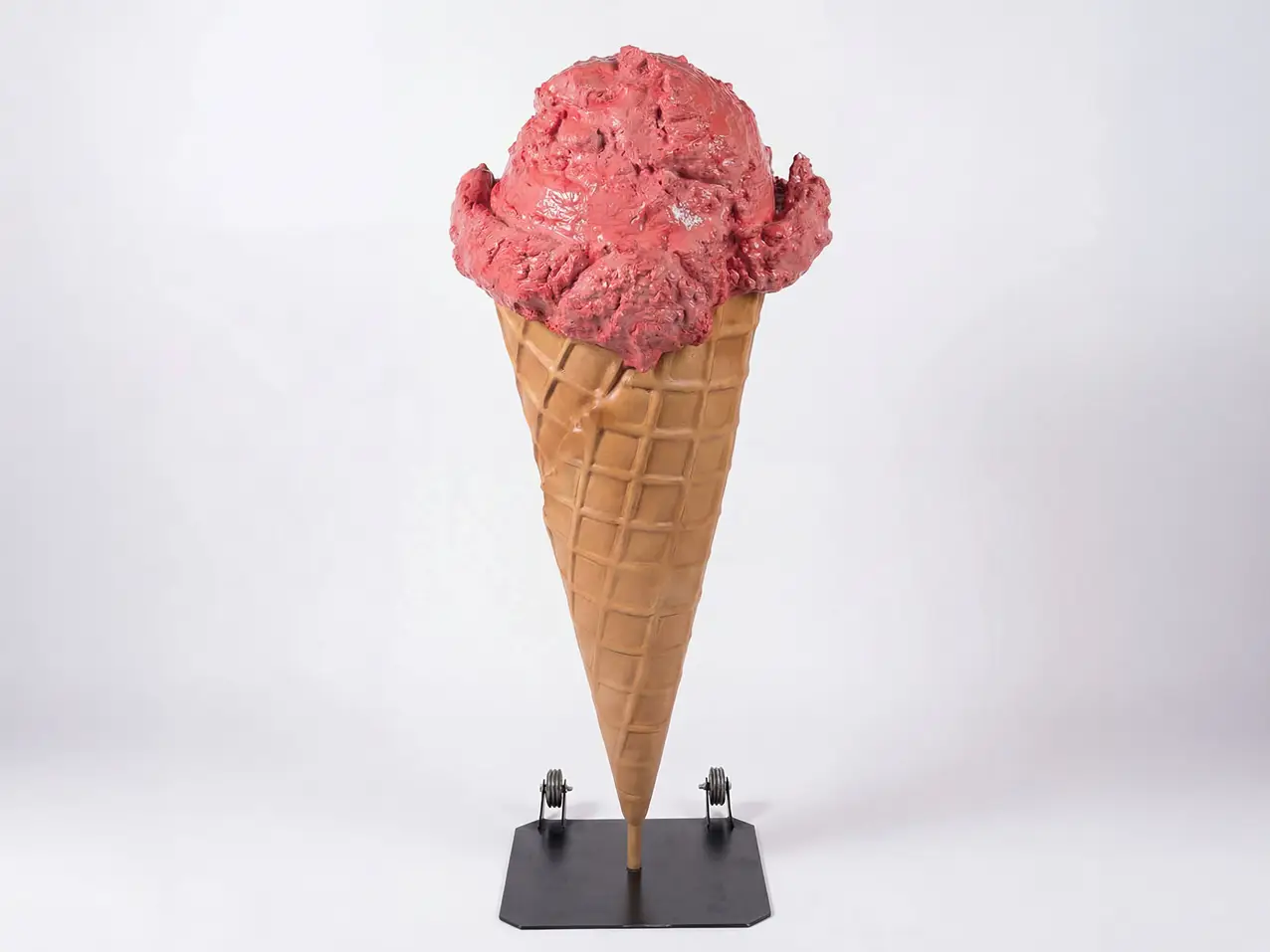 3D-Werbefigur-Aufsteller-1-Kugel-Eis-Vanille-Himbeere-Waffel-140cm