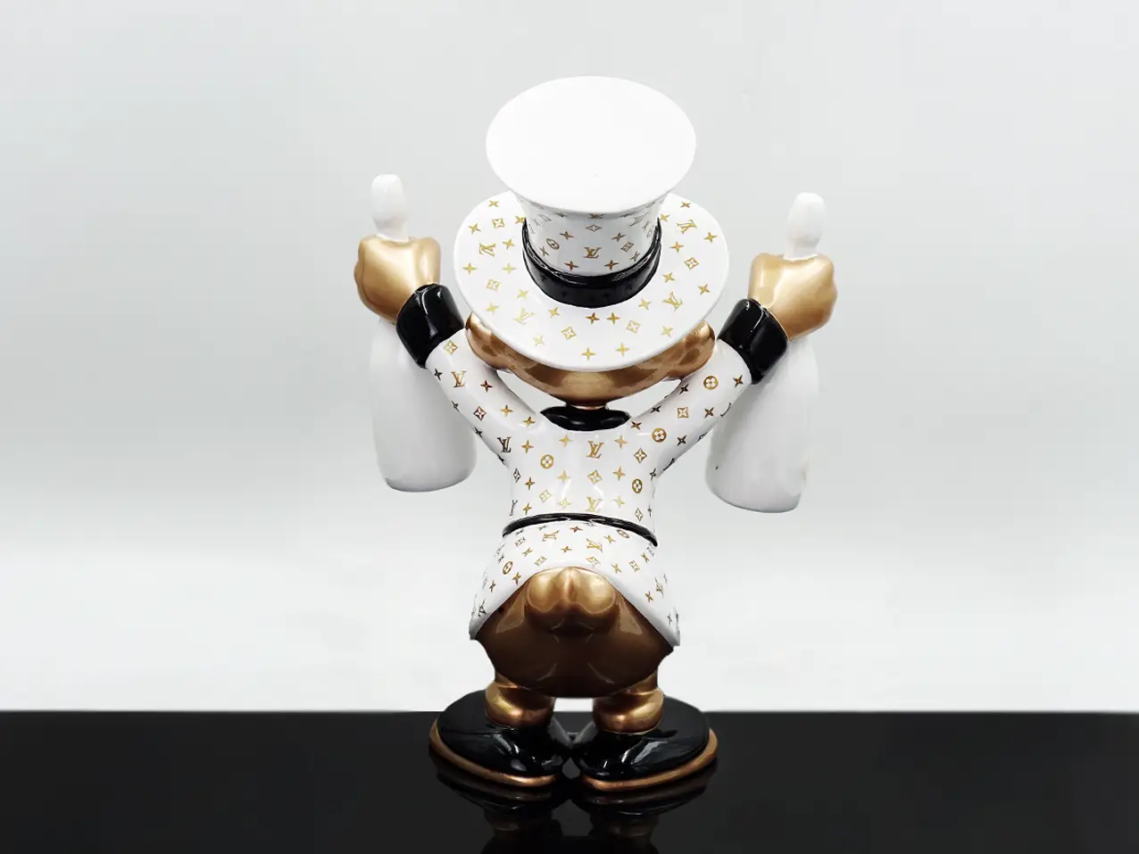 3D-Dekofigur-Dagobert-Duck-weiss-schwarz-gold-45cm