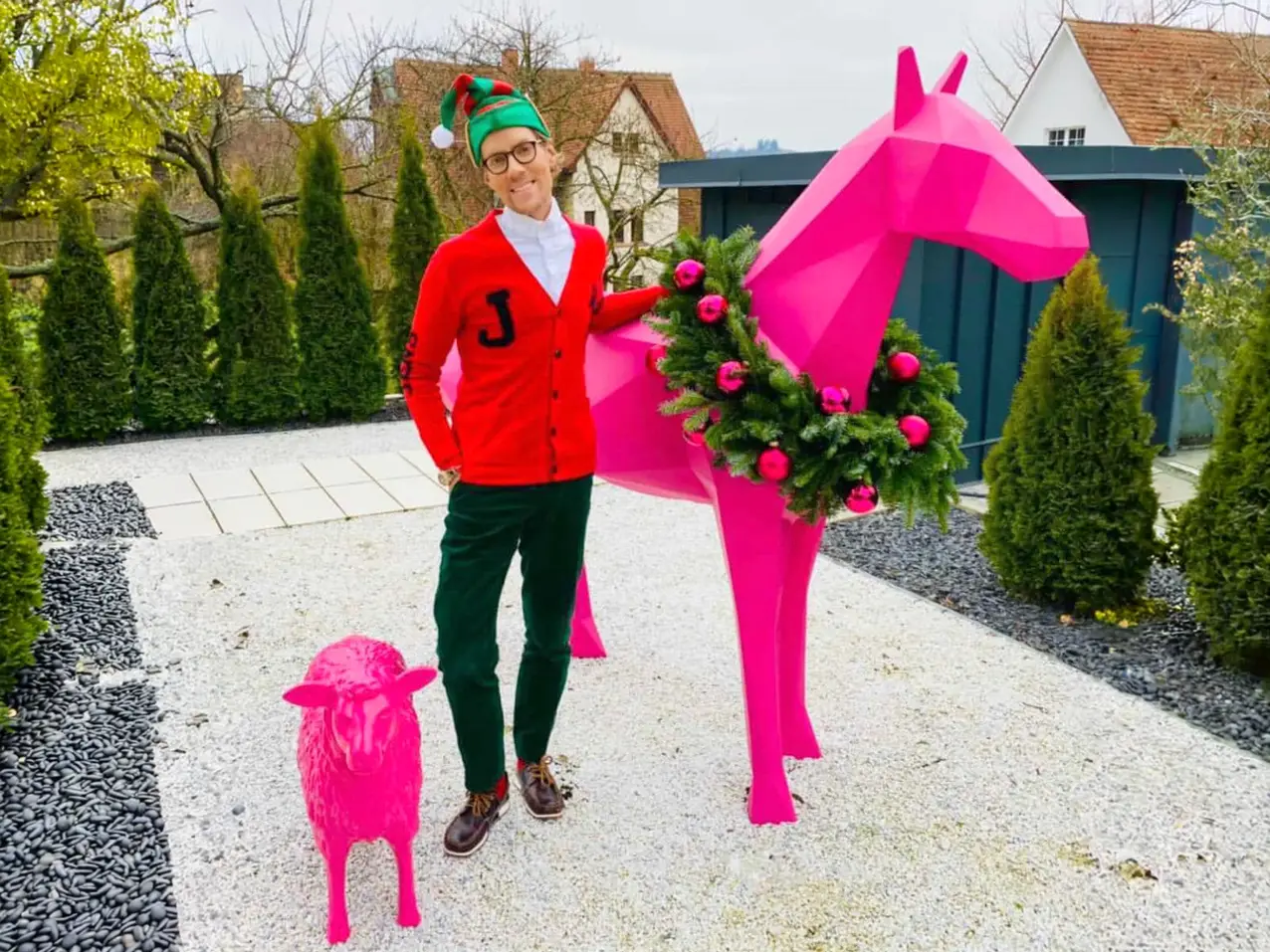 3D-XXL-Pferdefigur-Spassfigur-Fantasiefigur-Pferd-Geometrie