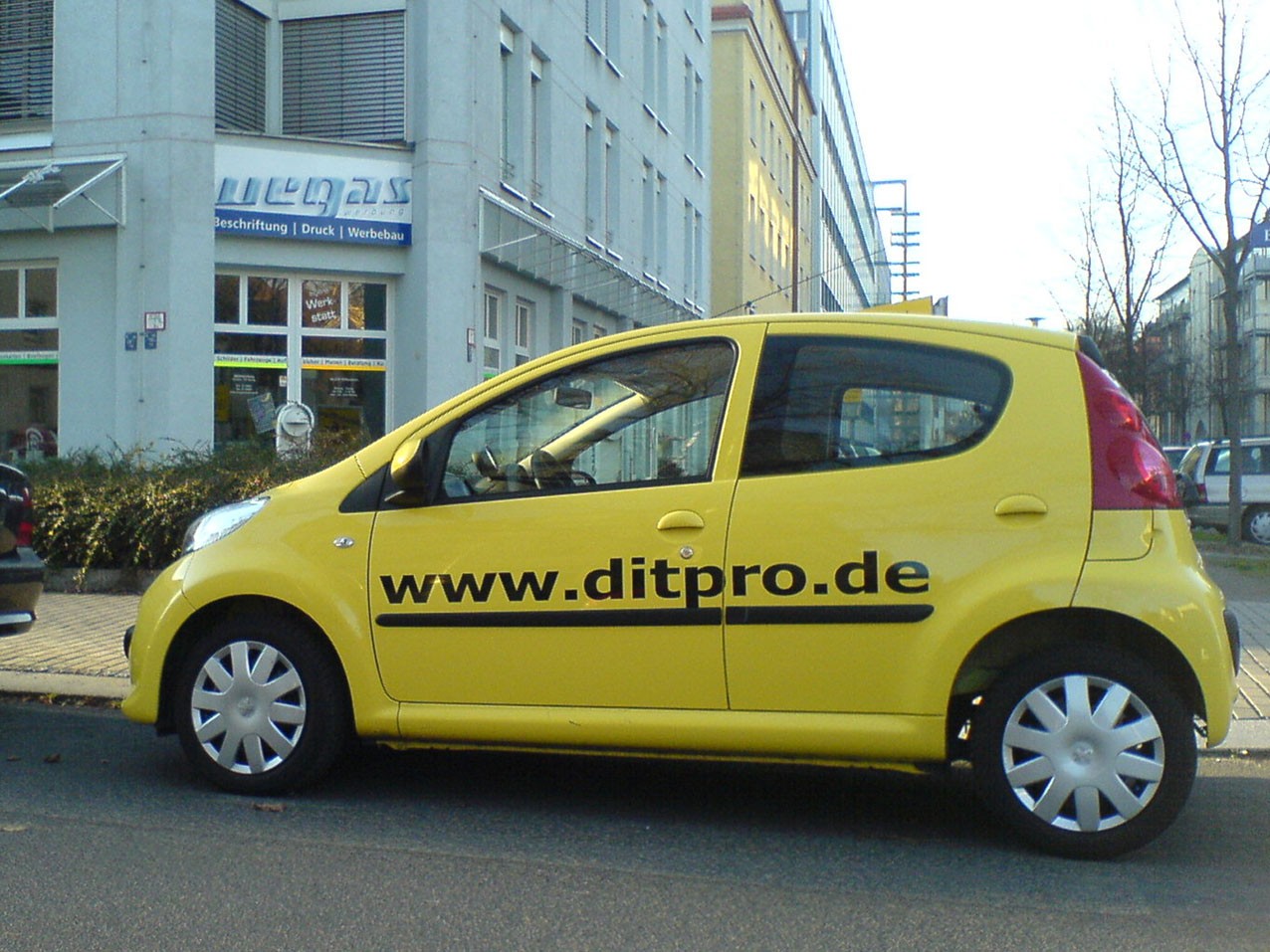 AUTO gestalten, Gestaltung, Grafik AUTO gestalten, Gestaltung, Grafik