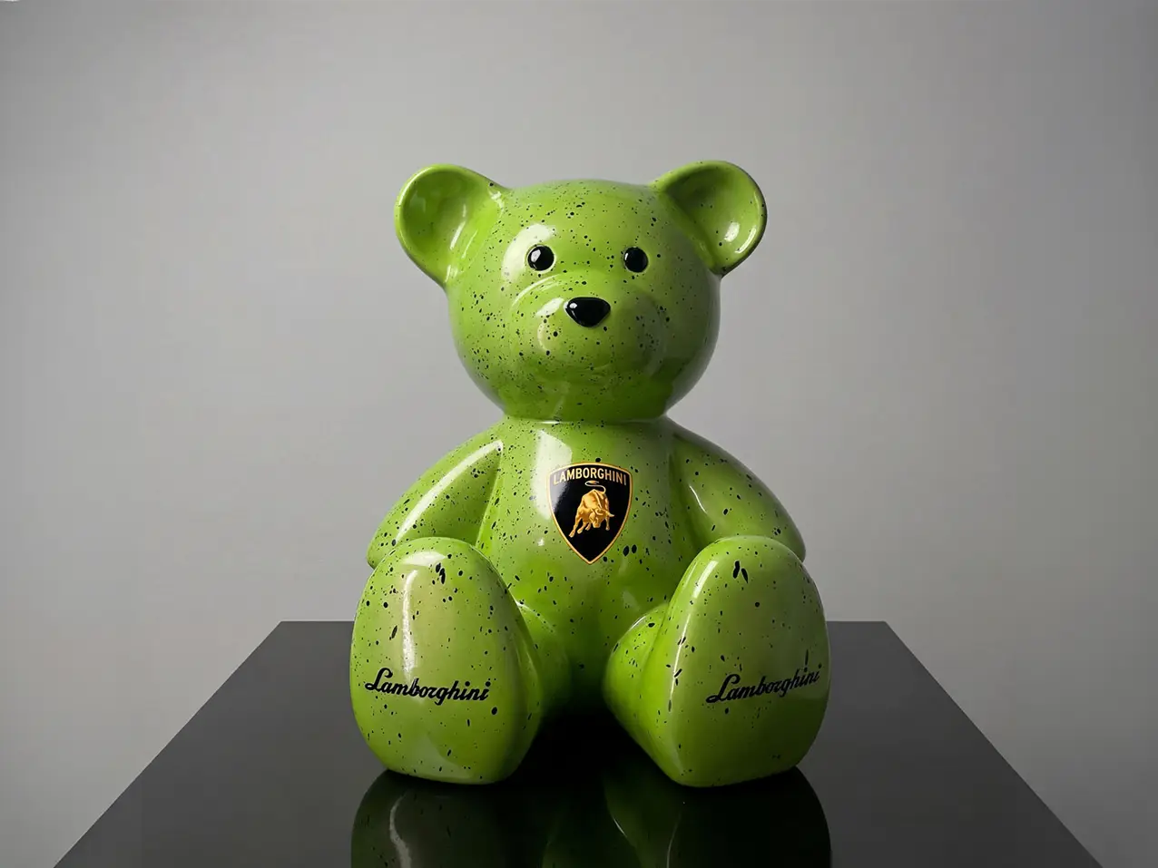 kleiner-sitzender-Teddybaer-mit-Firmenlogo-Spruch-35cm
