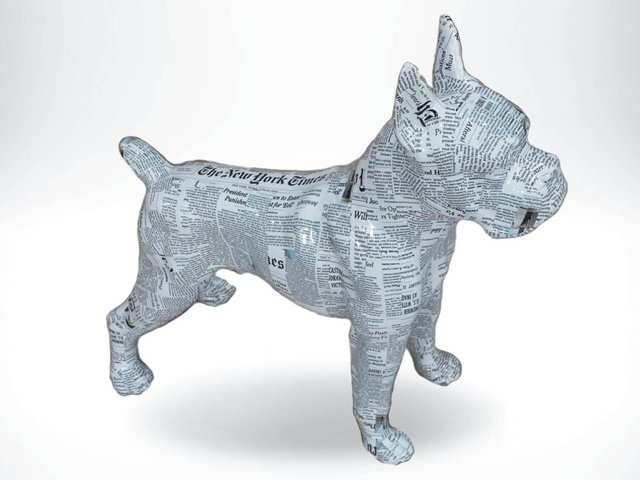 3-D Figur Boxer klein mit Motiv Zeitung