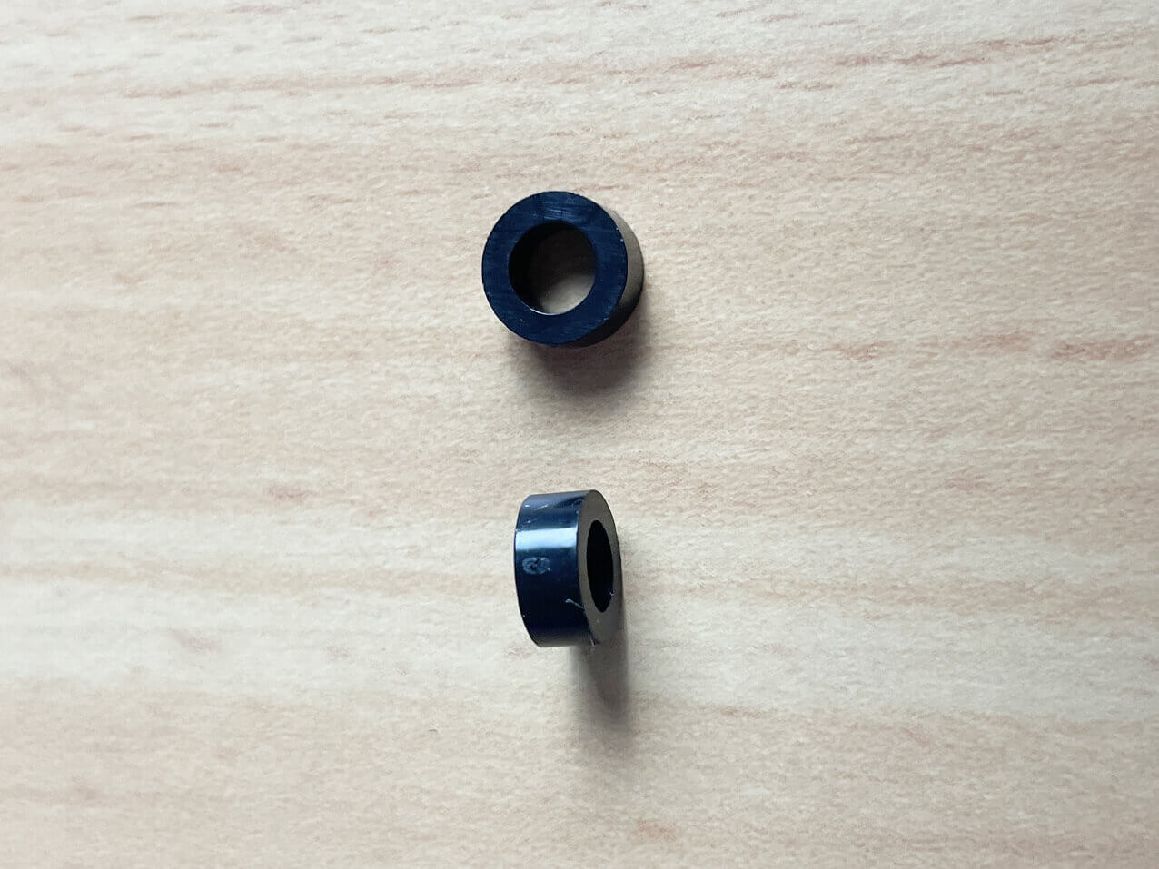 Distanzhuelse-Abstandshalter-Kunststoff-Polyethylen-schwarz-M3