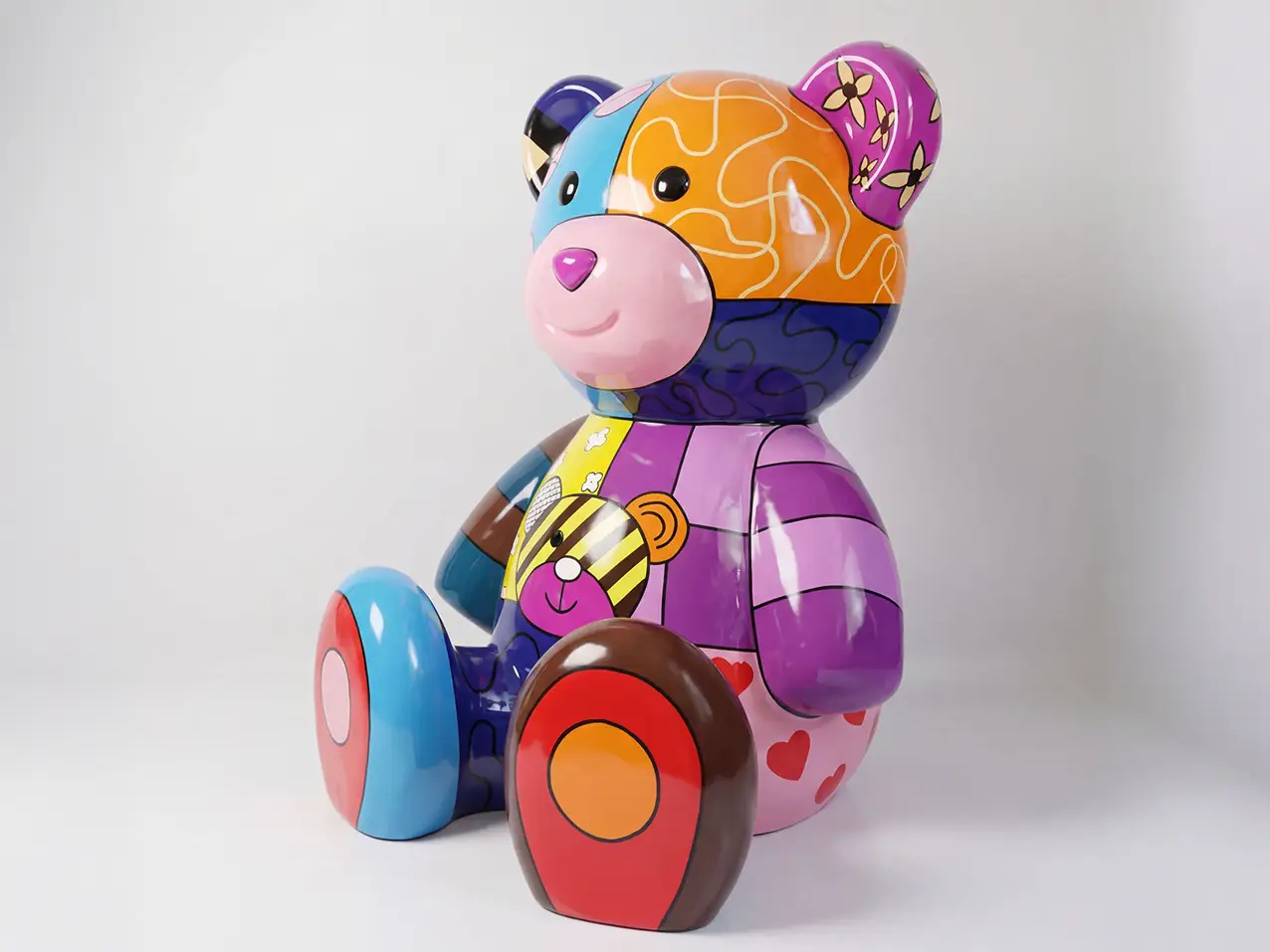 Grosser-sitzender-Teddybaer-Dekorationsfigur-handbemalt-120cm