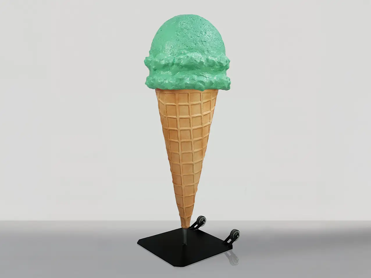 3D-Werbefigur-Werbeaufsteller-Figur-Kugel-Eis-mint-Waffel-Metallfuss-Rollen-140cm
