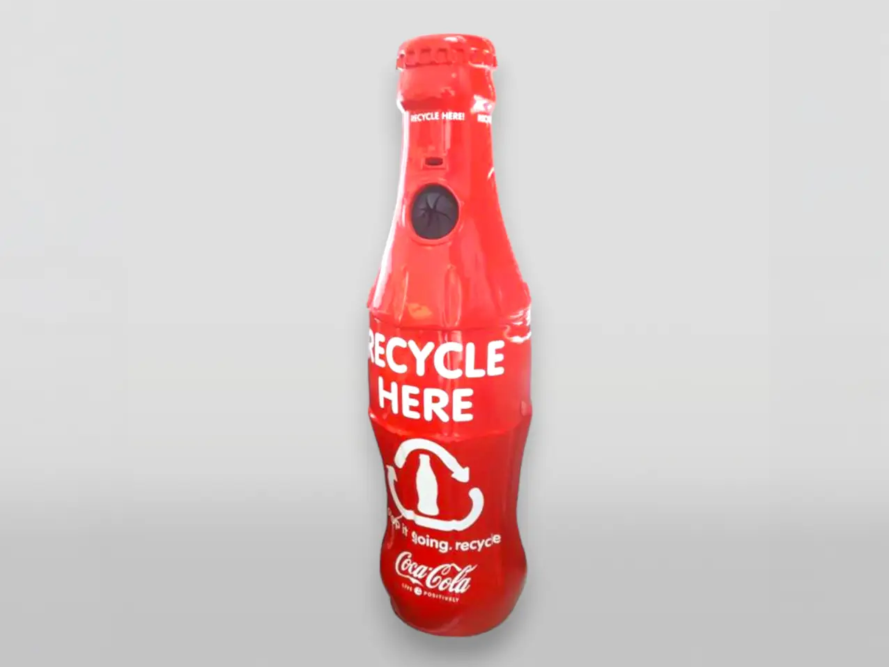 3D-riesengrosser-Kundenstopper-Cola-Flasche-150cm-recycling-Muelleimer