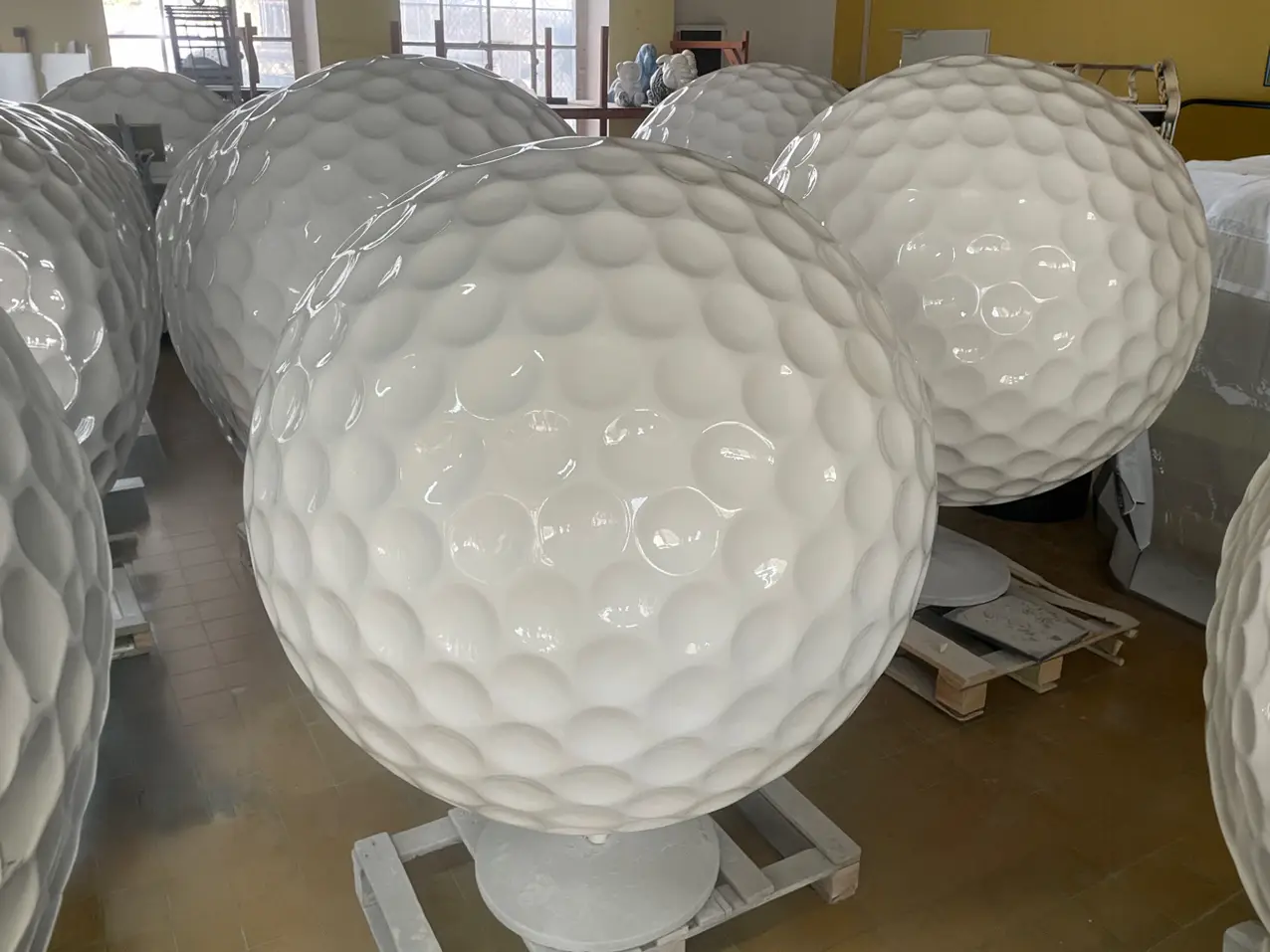 3D-XXL-Riesenfigur-Modellbau-Golfball