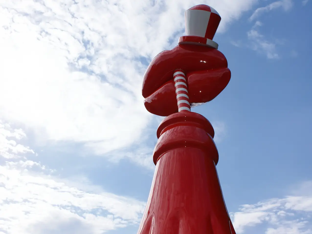 3D-grosse-Werbefigur-Coca-Cola-Flasche-Mund-Strohhalm-380cm