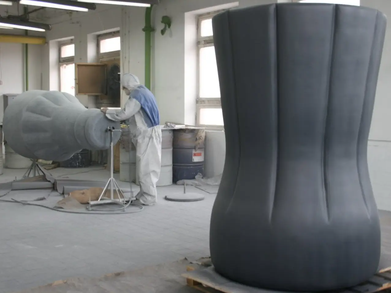 Werkstatt-Werbefigur-Plastik-Riesen-Cola-Flasche-380cm