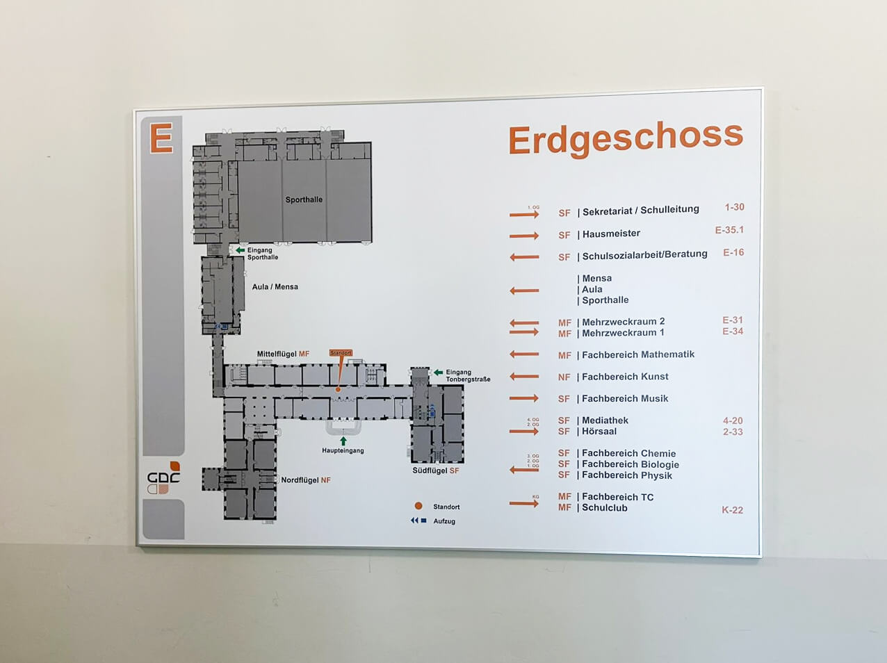 Rahmen-Profil-eckig-50x20mm-stabiles-Wandschild-Schulleitsystem