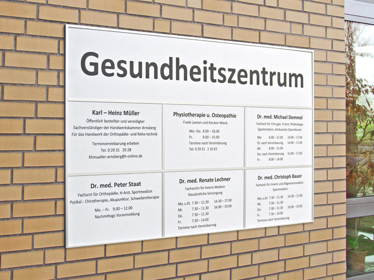 WG20495-Rahmenprofil-50x20mm-robust-silber-eloxiert-Schilderrahmen