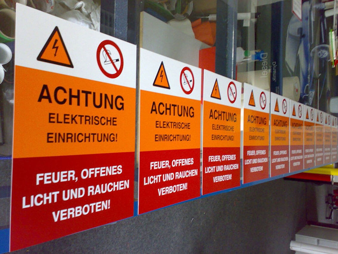 Aufkleber QUALITÄTS Klebefolie drucken Aufkleber QUALITÄTS Klebefolie drucken