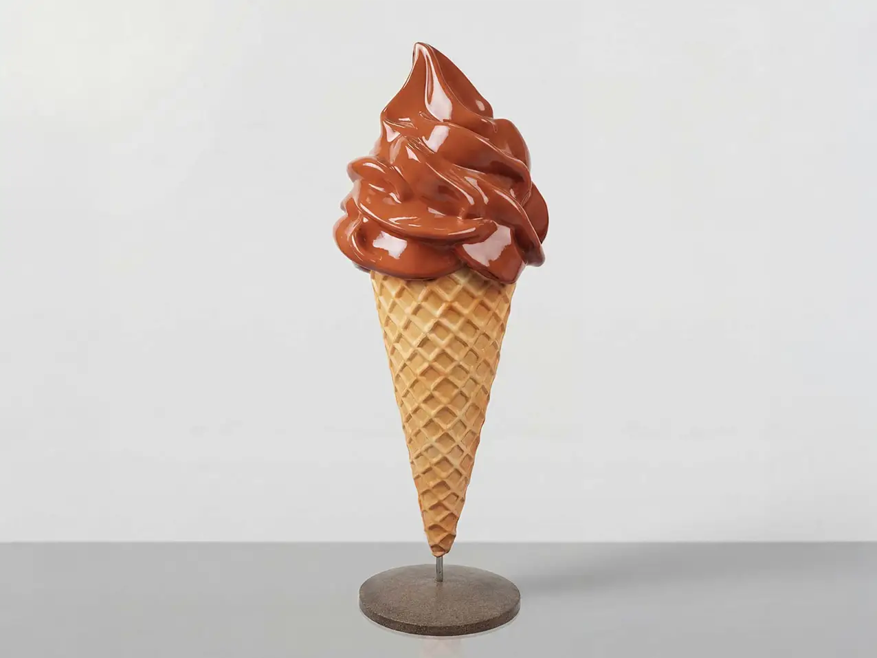 3D-XXL-Werbefigur-Werbeaufsteller-Eistuete-Softeis-Schokolade