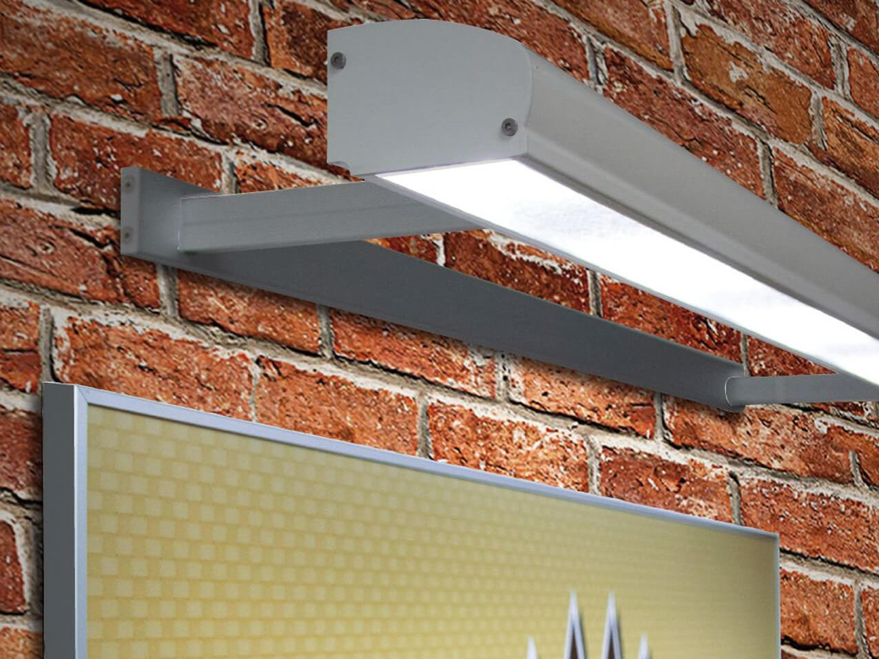 WG20495-Rahmenprofil-50x20mm-silber-eloxiert-Schild-Leuchte-halbrund