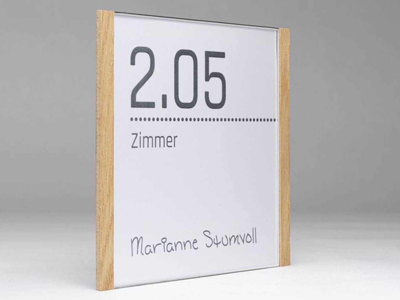 Tuerschild-Eichenholz-Edelstahl-Acrylglas-feine-Kombinationsschild