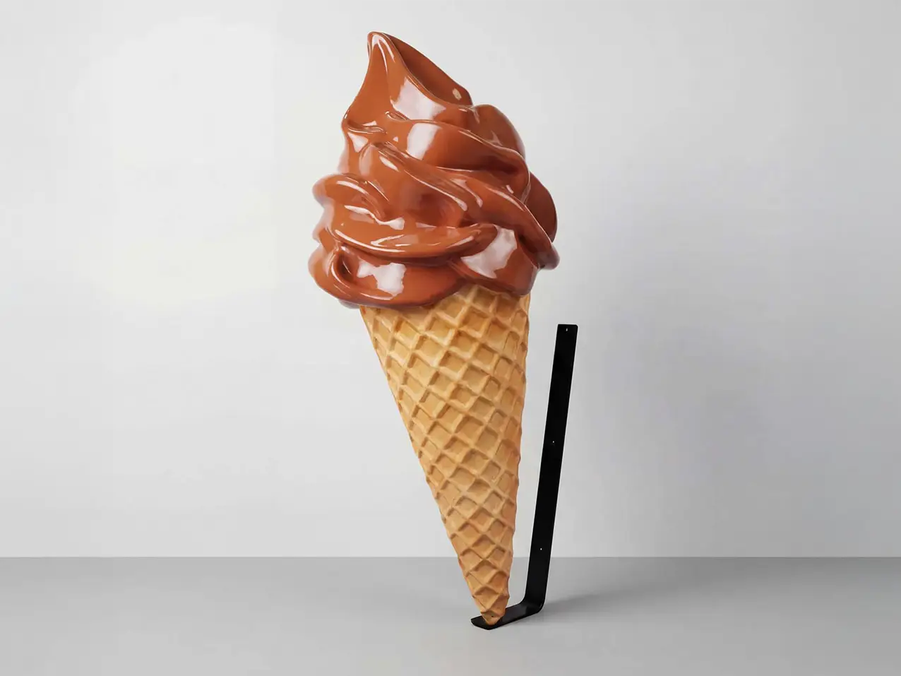 3D-XXL-Werbefigur-Wandhalterung-Dekorationsfigur-Eistuete-Softeis-Schokolade