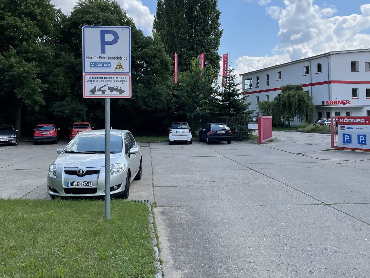 Pfosten Rohr Ø 60,3 mm für Verkehrszeichen Pfosten Rohr Ø 60,3 mm für Verkehrszeichen