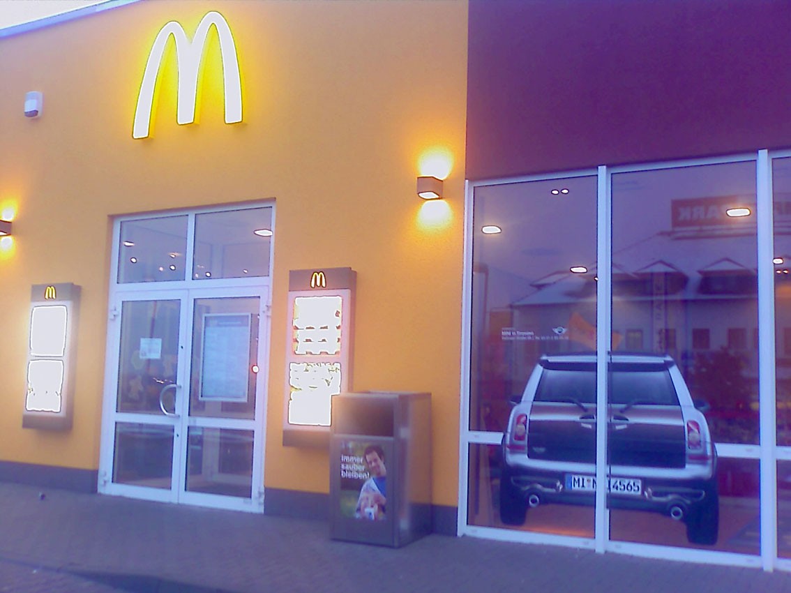 Aufkleber Schaufenster wiederablösbar drucken Aufkleber Schaufenster wiederablösbar drucken