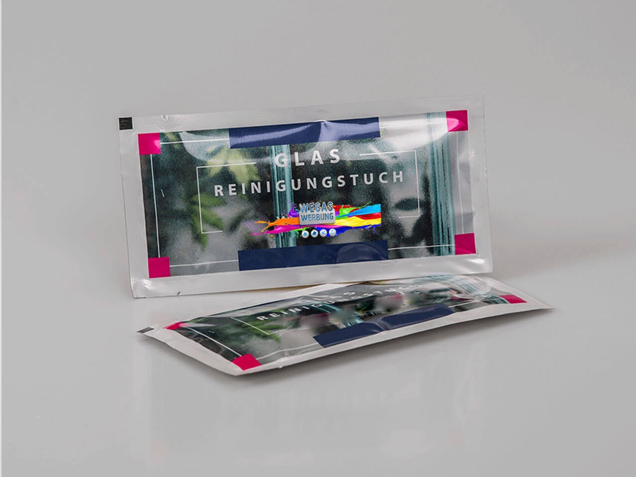 Glasreiniger feucht, 14 x 7 cm bedruckt Glasreiniger feucht, 14 x 7 cm bedruckt