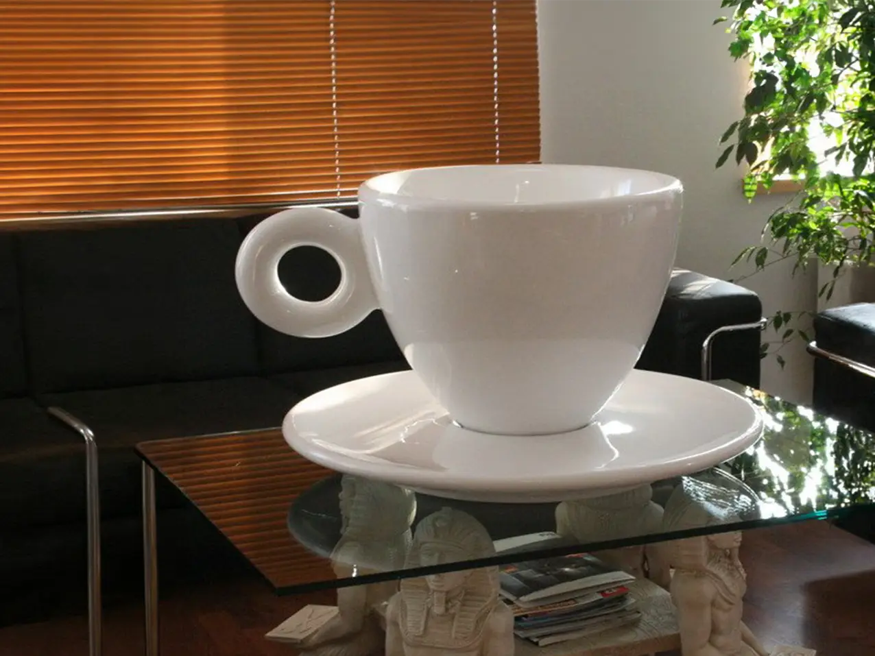 3D-XL-Werbefigur-Werbeaufsteller-Kaffeetasse-Teller-80x55cm