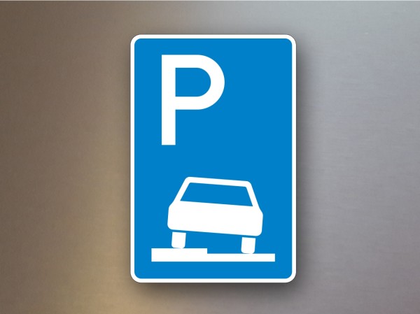 Parkplatz Schild Parken auf Gehwegen halb in Fahrtrichtung links 315-50